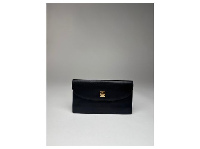 Clutch in pelle vintage Givenchy GV3 nera Nero - vista 6