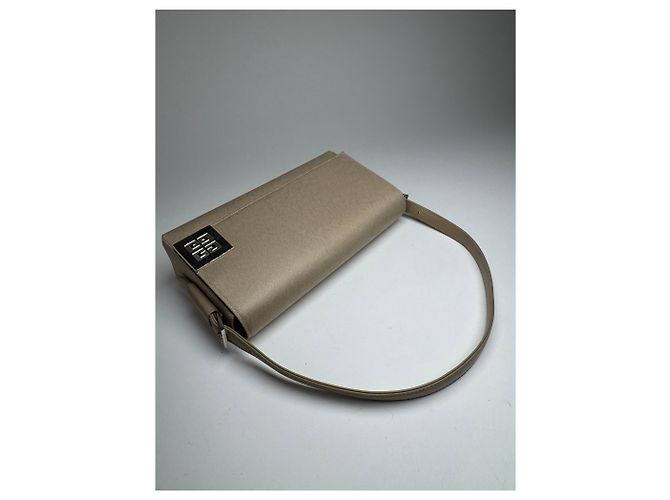 Vintage Givenchy 4G Baguette Tasche Beige - Ansicht 4