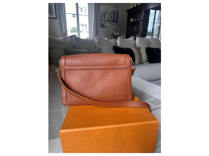 Citadines Louis Vuitton Borsa Dauphine Soft MM Pelle Camel Cammello - vista 3