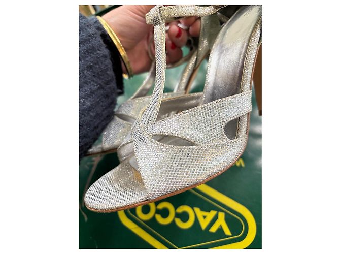 Sandali Miu Miu in pelle e paillettes argentate Argento - vista 10