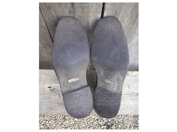 Stivaletti Gucci in shearling marrone scuro - vista 5