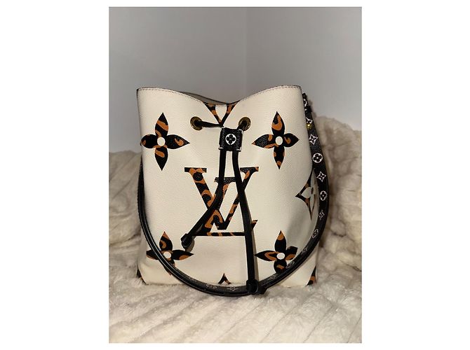 Néonoé Louis Vuitton Capsula esclusiva Neonoe jungle Multicolore - vista 2