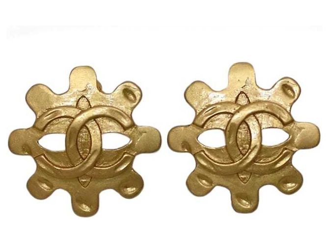 Orecchini a clip dorati Chanel D'oro - vista 2