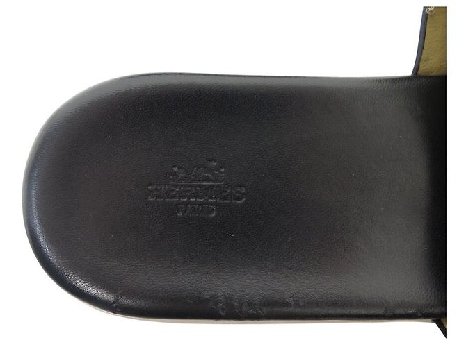 Hermès SAPATOS HERMES SANDÁLIAS REFLEX H181354ZH MULES 46 EM COURO Preto - vista 8