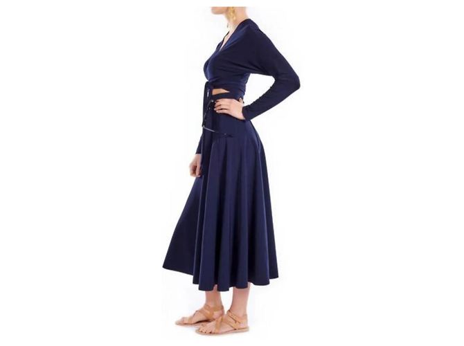 Top envolvente Dolman Norma Kamali azul oscuro - vista 6