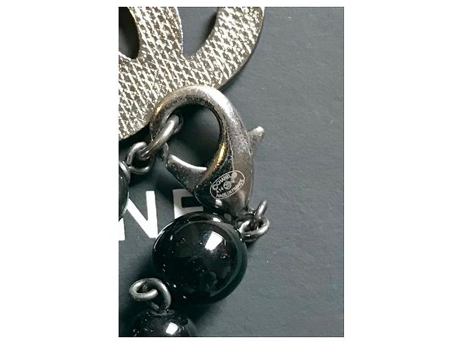Bracciale in metallo con perle con logo iconico CC in argento Chanel Nero - vista 3