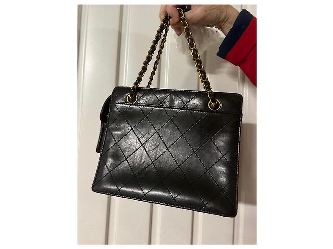 Borsa a Spalla in Pelle Caviar Matelassé Chanel Nera Nero - vista 3