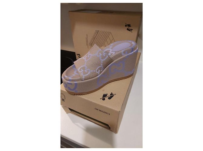 Mules con zeppa Gucci in seta viola lavanda Porpora Carne - vista 2