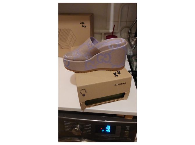 Mules con zeppa Gucci in seta viola lavanda Porpora Carne - vista 8