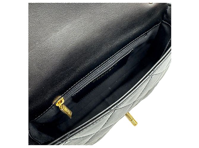 Sac à rabat matelassé Chanel petit modèle Noir - vue 11