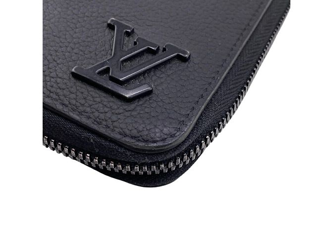 Louis Vuitton Black Leather Long Wallet - view 3