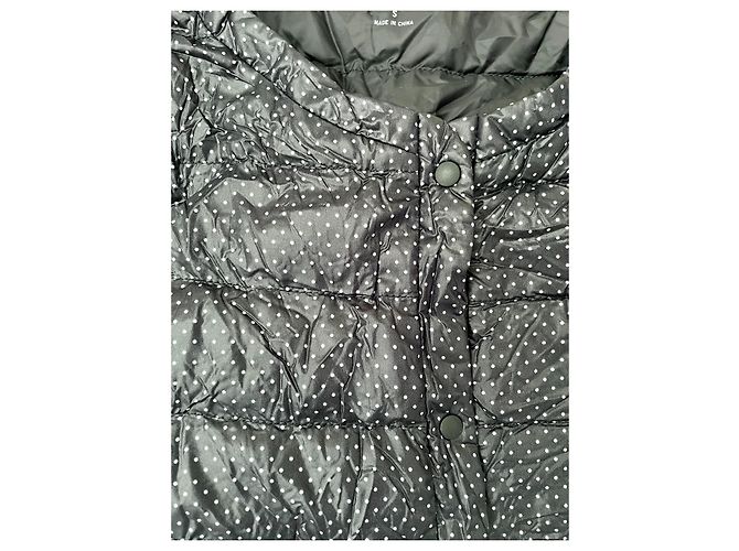 Uniqlo Black with mini white polka dots - view 4