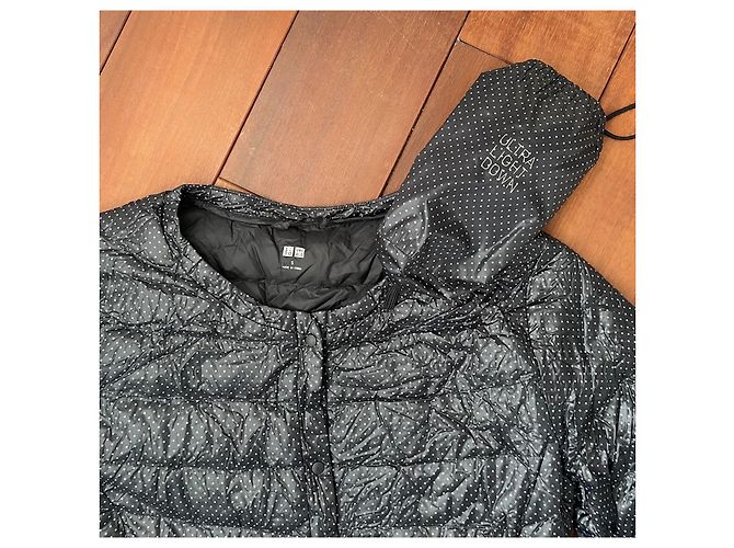 Uniqlo Black with mini white polka dots - view 5