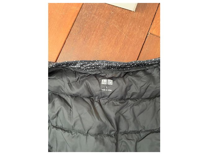 Uniqlo Black with mini white polka dots - view 7