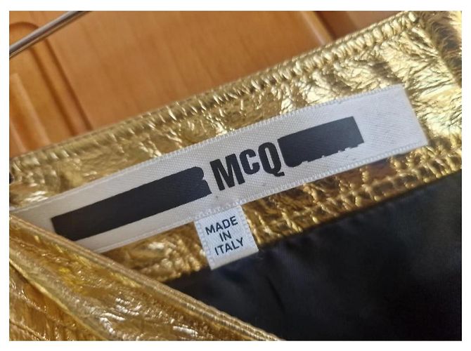 Minifalda Mcq dorada laminada corte A Dorado - vista 4