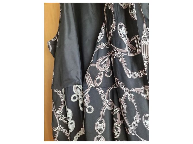 Autre Marque Vestido de seda con estampado de cadena logo y escote en V - vista 6