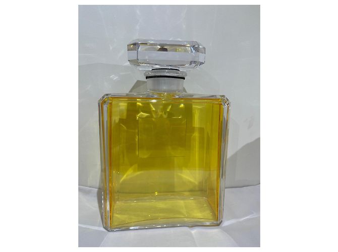 Giant Chanel N*5 Perfume Dummy Bottle White Yellow - view 10