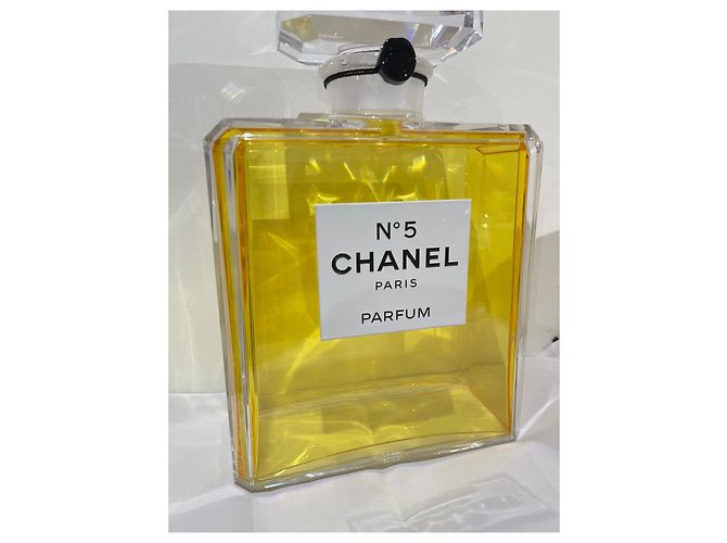 Giant Chanel N*5 Perfume Dummy Bottle White Yellow - view 3
