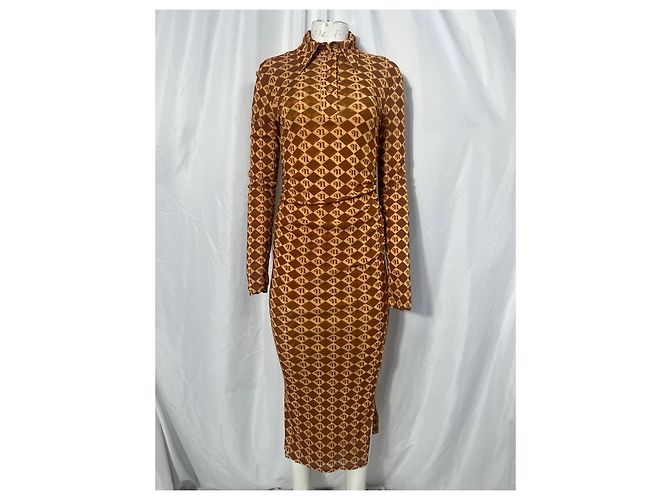 Nanushka Midikleid mit Monogrammprint aus braunem recyceltem Polyester - Ansicht 7
