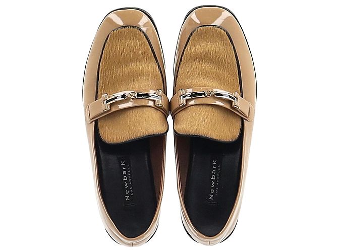 Autre Marque Newbark Melanie Slipper aus beigem Lackleder - Ansicht 4