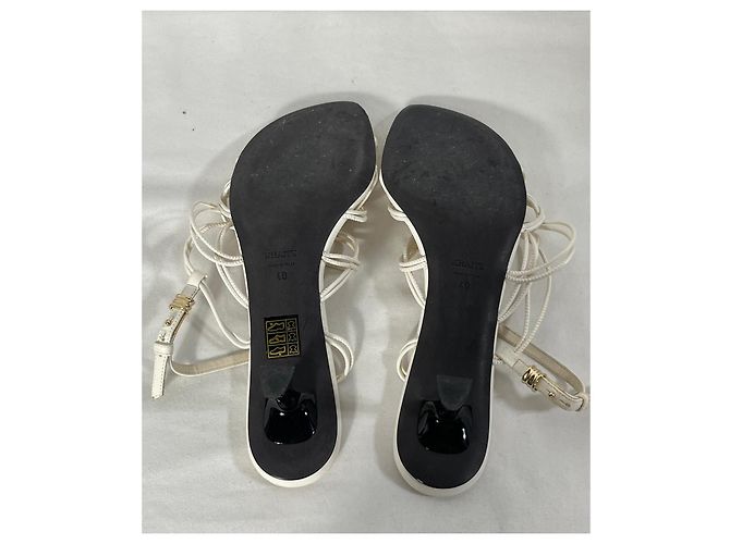Sandalias de tacón strappy Louisa de Khaite en cuero blanco Crudo - vista 12