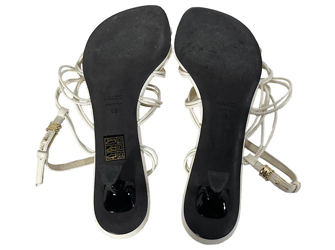 Sandalias de tacón strappy Louisa de Khaite en cuero blanco Crudo - vista 5