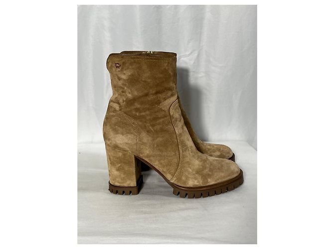 Stivaletti con zip Gianvito Rossi Timber in suede marrone Rosso - vista 9