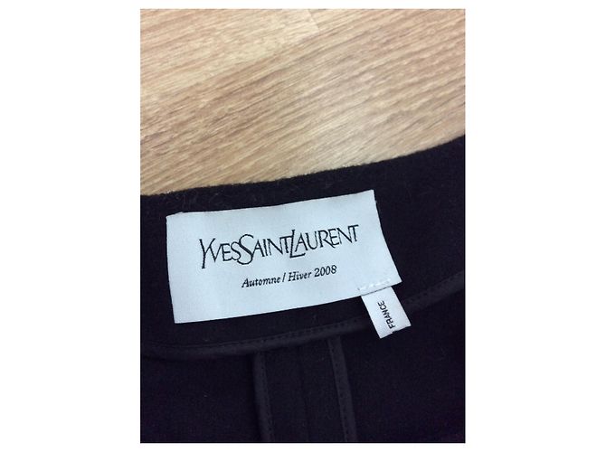 Kurze schwarze Jacke Herbst/Winter 2008 Yves Saint Laurent - Ansicht 2