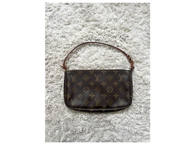 Pochette Accessori Louis Vuitton Monogram Marrone Monogramma - vista 3