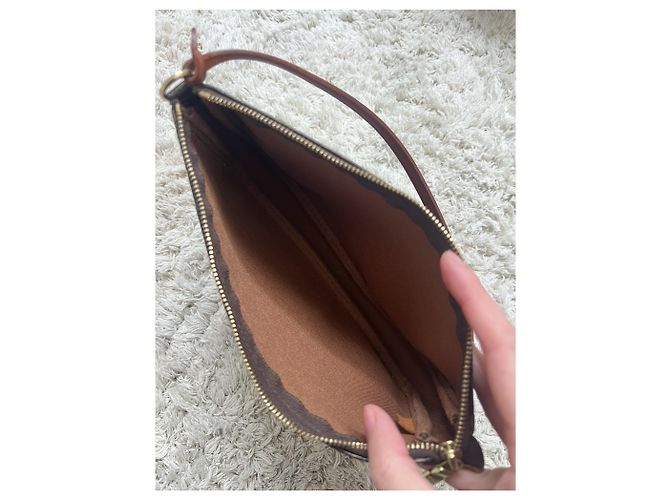 Pochette Accessori Louis Vuitton Monogram Marrone Monogramma - vista 6