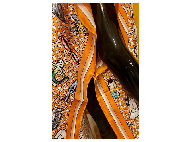 Poncho in seta multicolore Burberry - vista 13