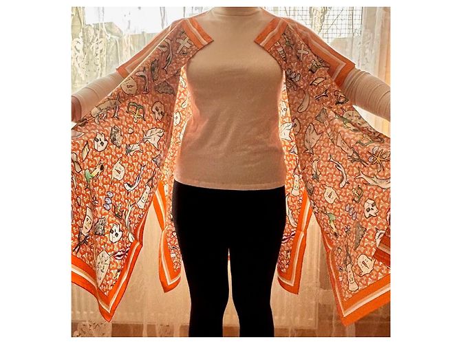 Poncho in seta multicolore Burberry - vista 9