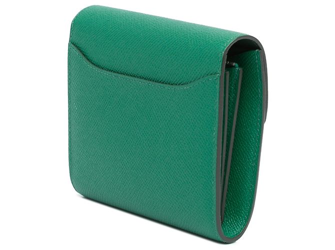 Cartera corta Constance en Epsom verde de Hermès - vista 2