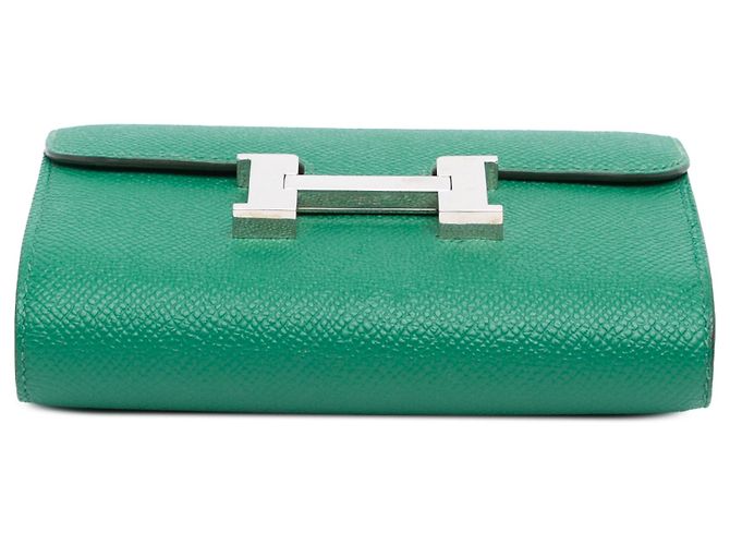 Cartera corta Constance en Epsom verde de Hermès - vista 3