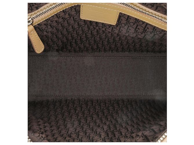 Dior Giallo Grande Borsa in Vernice Cannage Lady Dior - vista 4