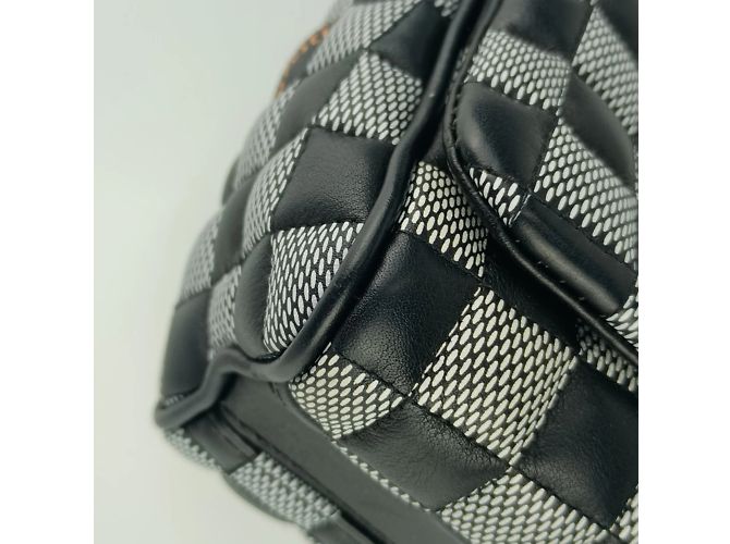 Borsa a Spalla Damier Twist BB di Louis Vuitton Nero Bianco - vista 6