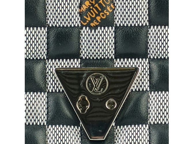 Borsa a Spalla Damier Twist BB di Louis Vuitton Nero Bianco - vista 8