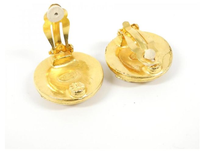 Brincos de clip de ouro Chanel 03818 Dourado - vista 3