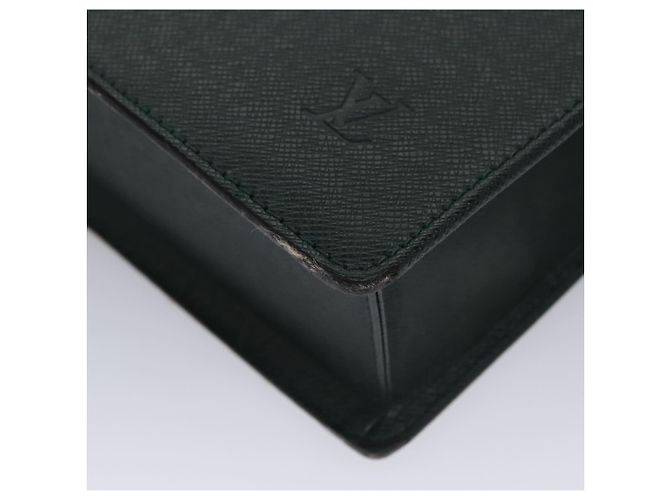 LOUIS VUITTON Taiga Porta Documenti Rozan Borsa Epicea M30054 LV Auth BD388 - vista 15
