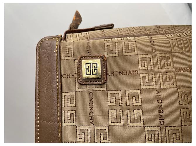Clutch Monogram GV3 Vintage Givenchy Marrone - vista 13