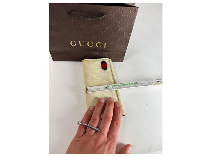 Vintage Gucci Monogram Leather Wallet White - view 11