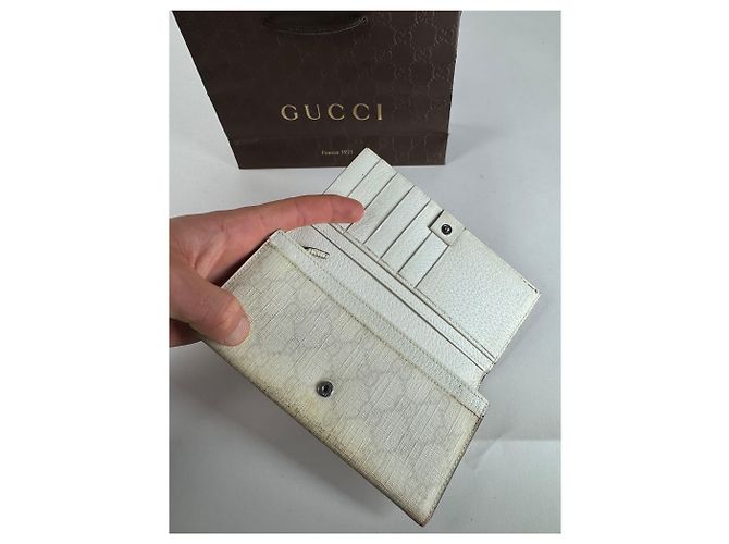 Vintage Gucci Monogram Leather Wallet White - view 4