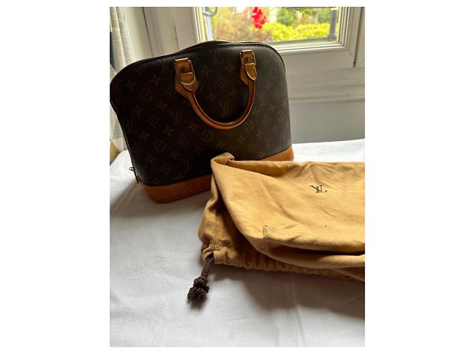 Borsa Louis Vuitton Alma PM Marrone Pelle - vista 3