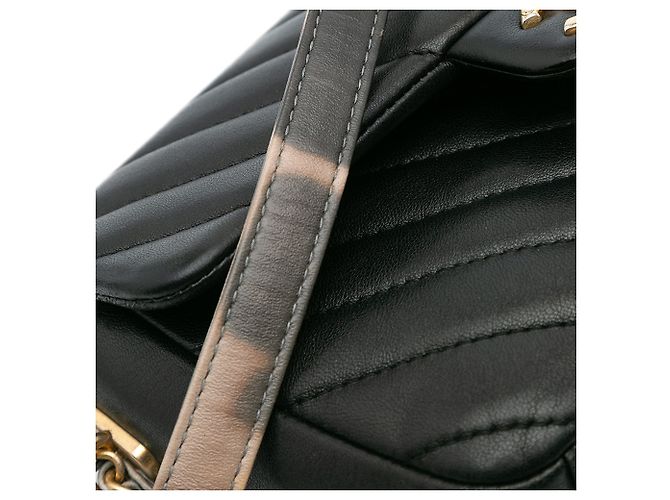 Chanel Mini Rectangulaire Noir Chevron en Agneau avec Chaîne autour du Rabat - vue 8