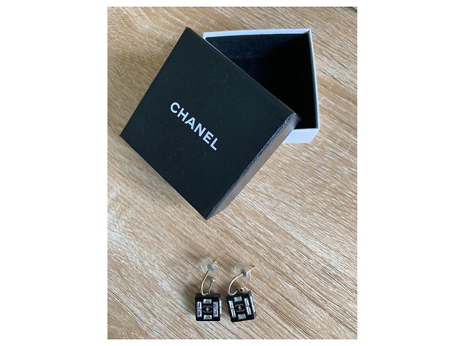 Chanel Modeschmuckohrringe Schwarz - Ansicht 8