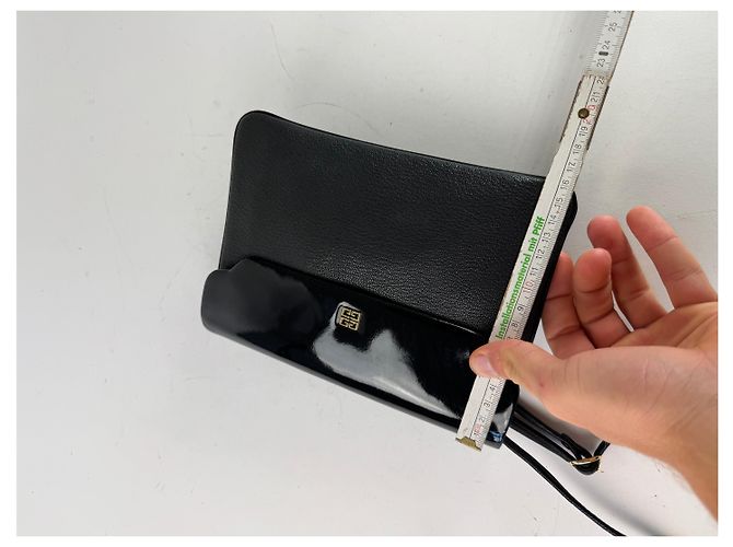 Vintage Givenchy 4G Handtasche aus Lackleder schwarz - Ansicht 10