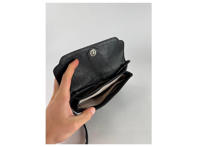 Vintage Givenchy 4G Handtasche aus Lackleder schwarz - Ansicht 13