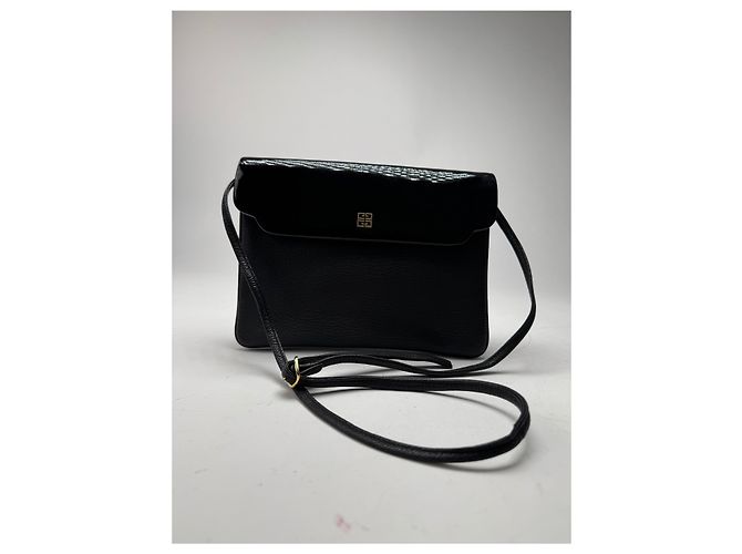 Vintage Givenchy 4G Handtasche aus Lackleder schwarz - Ansicht 6
