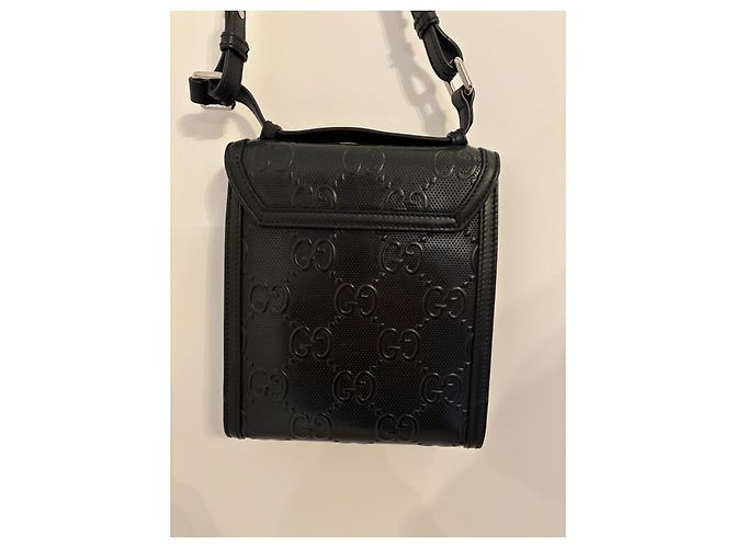 Borsa a tracolla nera Gucci GG in rilievo Nero - vista 3