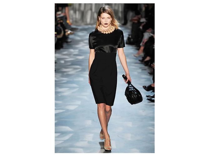 Moschino Cheap and Chic Etuikleid - 2000er Schwarz - Ansicht 2